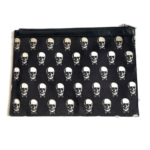 Saint Laurent Hunting Black and White Skull Printed Nylon Zipped Ipad Sleeve - Picture 3 of 9